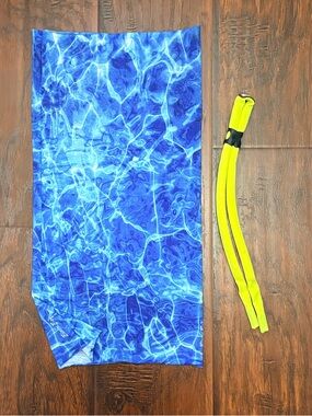 Chums Sunglasses Strap + Blue Water Balaclava Face Mask Outdoor Bundle